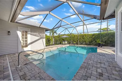 8137 Ronda Ct, Naples, FL 34109 - Photo 24