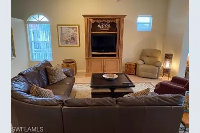 100 L Ambiance Cir E #201, Naples, FL 34108 - Photo 8