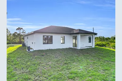 2610 Carol Pl, Lehigh Acres, FL 33971 - Photo 2