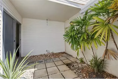 522 Bristle Cone Ln #62, Naples, FL 34113 - Photo 2