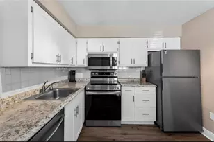 4203 Rose Ave, Naples, FL 34112 - Photo 6
