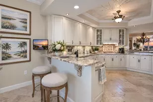 6597 Nicholas Blvd, Naples, FL 34108 - Photo 4