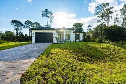 327 Lownde Ave S, Lehigh Acres, FL 33974 - Photo 2