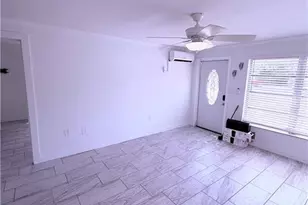 1781 Smugglers Cove, Naples, FL 34112 - Photo 4