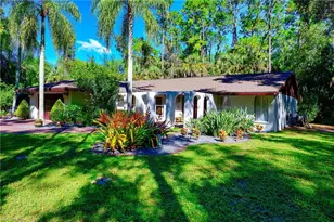 5675 Golden Oaks Ln, Naples, FL 34119 - Photo 4