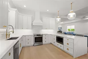 605 91st Ave N, Naples, FL 34108 - Photo 8