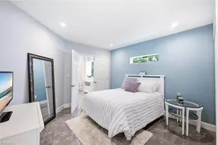 756 Reef Point Cir, Naples, FL 34108 - Photo 6