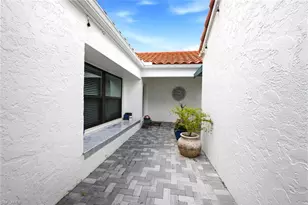 756 Reef Point Cir, Naples, FL 34108 - Photo 38