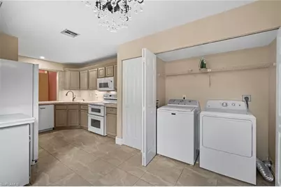 1439 Larkspur Dr, Fort Myers, FL 33901 - Photo 18