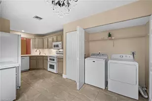 1439 Larkspur Dr, Fort Myers, FL 33901 - Photo 18
