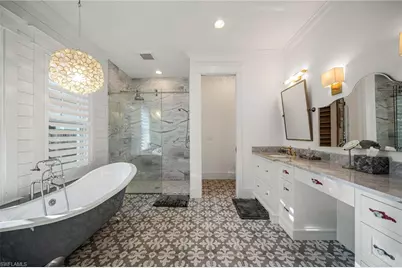 723 Myrtle Ter, Naples, FL 34103 - Photo 22