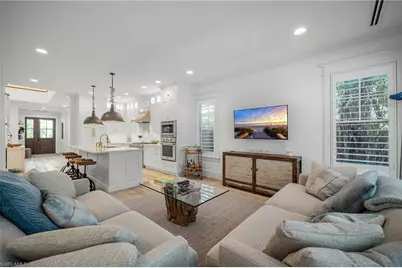 723 Myrtle Ter, Naples, FL 34103 - Photo 18