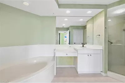 420 Cove Tower Dr #804, Naples, FL 34110 - Photo 20