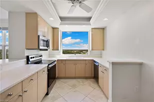 420 Cove Tower Dr, Naples, FL 34110 - Photo 26