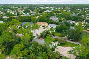 494 Chatham Cir, Naples, FL 34110 - Photo 42
