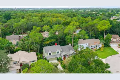 494 Chatham Cir, Naples, FL 34110 - Photo 4