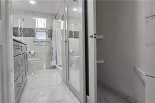 1251 7th Ave N, Naples, FL 34102 - Photo 12