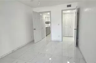 1251 7th Ave N, Naples, FL 34102 - Photo 8