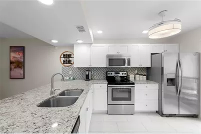 3400 Frosty Way #5, Naples, FL 34112 - Photo 4