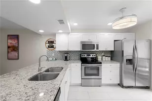 3400 Frosty Way, Naples, FL 34112 - Photo 4