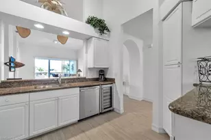 765 Bentwater Cir, Naples, FL 34108 - Photo 12