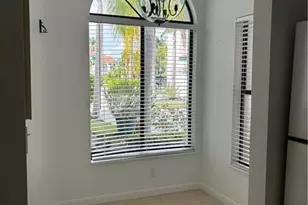 2182 Anchorage Ln, Naples, FL 34104 - Photo 6