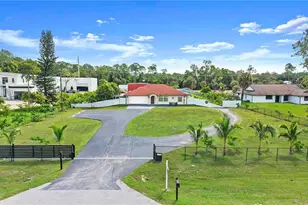 2070 39th St SW, Naples, FL 34117 - Photo 30