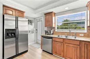 1100 8th Ave S, Naples, FL 34102 - Photo 12
