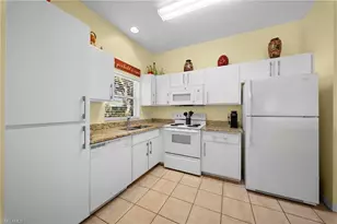 10720 San Tropez Cir, Estero, FL 33928 - Photo 18