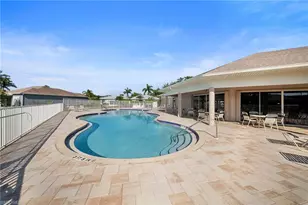 10720 San Tropez Cir, Estero, FL 33928 - Photo 38