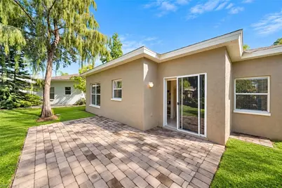10720 San Tropez Cir, Estero, FL 33928 - Photo 4