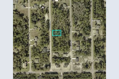 2012 Jefferson Ave, Alva, FL 33920 - Photo 2