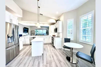 6438 Legacy Cir #304, Naples, FL 34113 - Photo 10