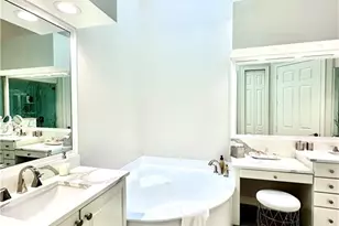6438 Legacy Cir, Naples, FL 34113 - Photo 22