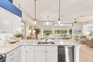 268 Countryside Dr, Naples, FL 34104 - Photo 10