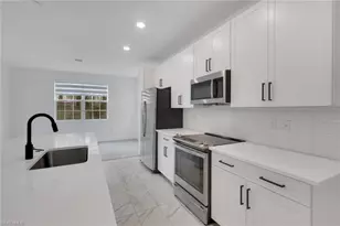 26370 Coco Cay Cir, Bonita Springs, FL 34135 - Photo 4