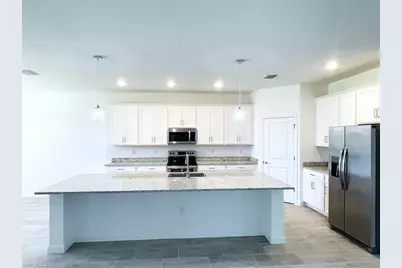 11128 Canopy Loop, Fort Myers, FL 33913 - Photo 4