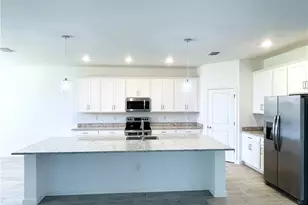 11128 Canopy Loop, Fort Myers, FL 33913 - Photo 4