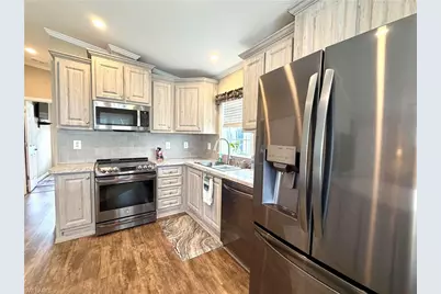 4710 Lafayette Ln W, Estero, FL 33928 - Photo 10