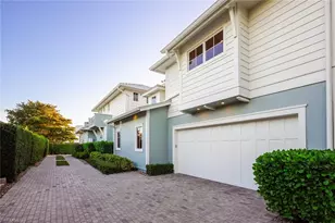 241 7th Ave N, Naples, FL 34102 - Photo 46