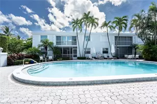 360 10th Ave S, Naples, FL 34102 - Photo 32