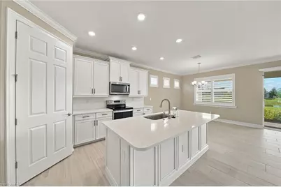 28089 Sanibel Sands St, Bonita Springs, FL 34135 - Photo 8