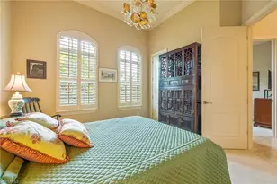 28560 Calabria Ct, Naples, FL 34110 - Photo 12