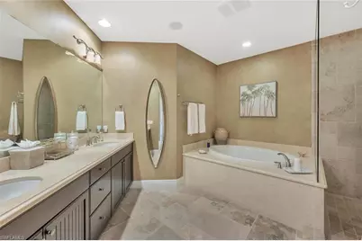 2543 Marquesa Royale Ln #PH 301, Naples, FL 34109 - Photo 32