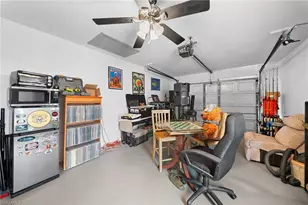 1216 SE 21st Pl, Cape Coral, FL 33990 - Photo 30