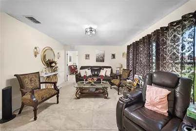 1216 SE 21st Pl, Cape Coral, FL 33990 - Photo 4