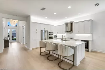 12255 Bonnet Dr, Naples, FL 34120 - Photo 8