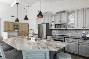 141 Bristol Ln, Naples, FL 34112 - Photo 6