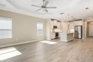 2306 Marquesa Cir, Naples, FL 34112 - Photo 20