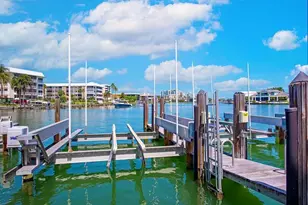 221 Harbour Dr, Naples, FL 34103 - Photo 12